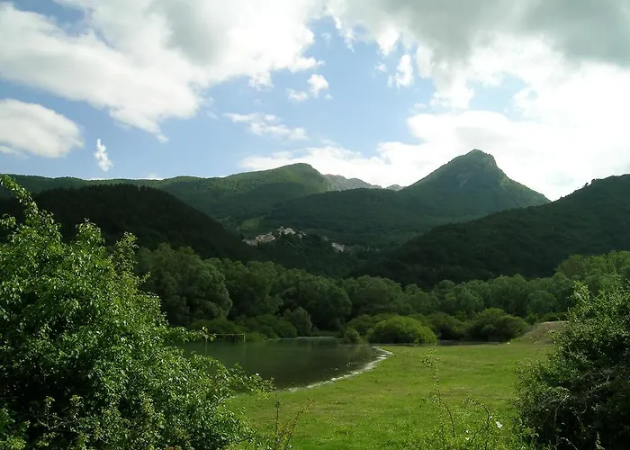 לינה וארוחת בוקר Les